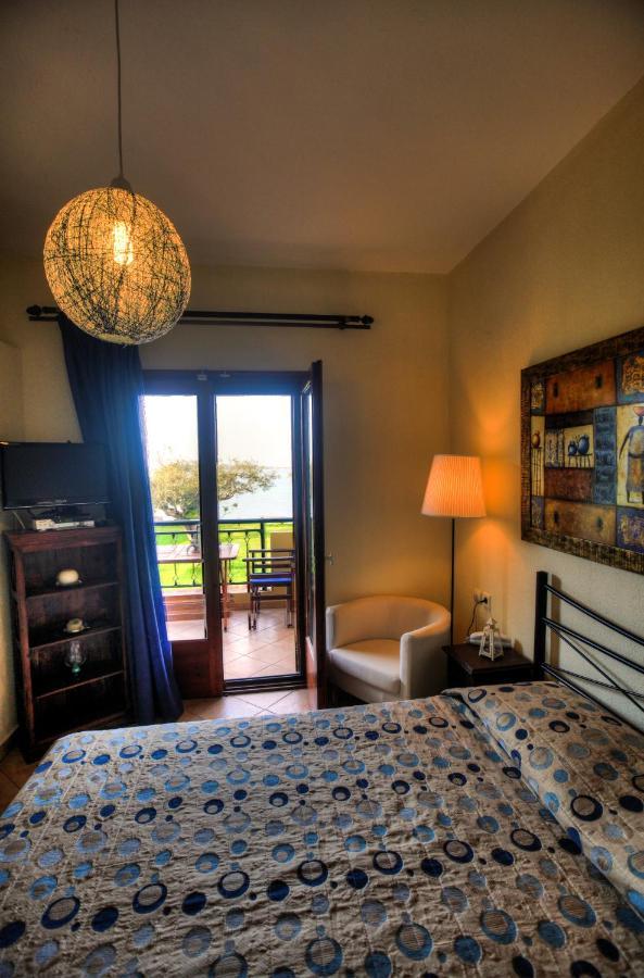 וורוורו Anna Karra Studios & Apartments מראה חיצוני תמונה