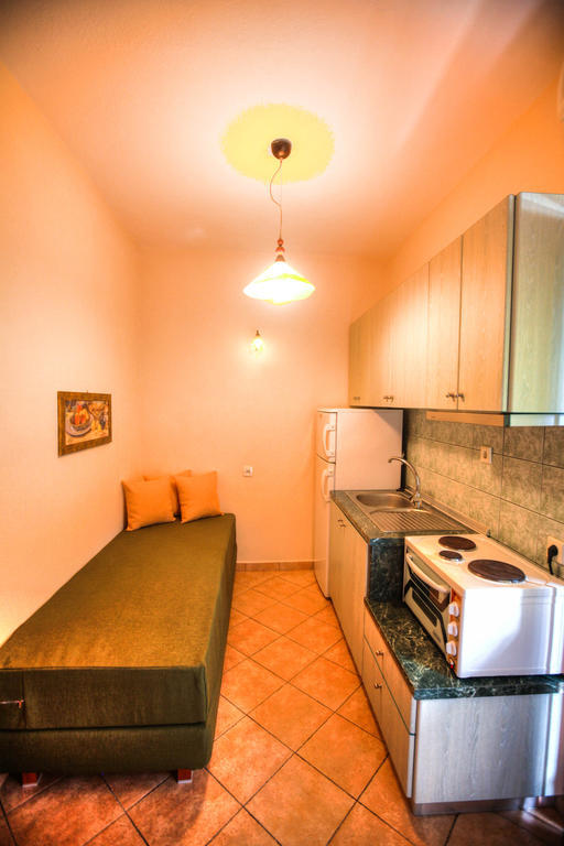 וורוורו Anna Karra Studios & Apartments חדר תמונה